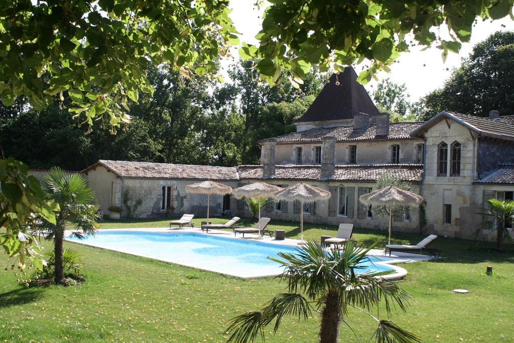 Bed and Breakfast Chateau de Puyrigaud à Léoville Extérieur photo