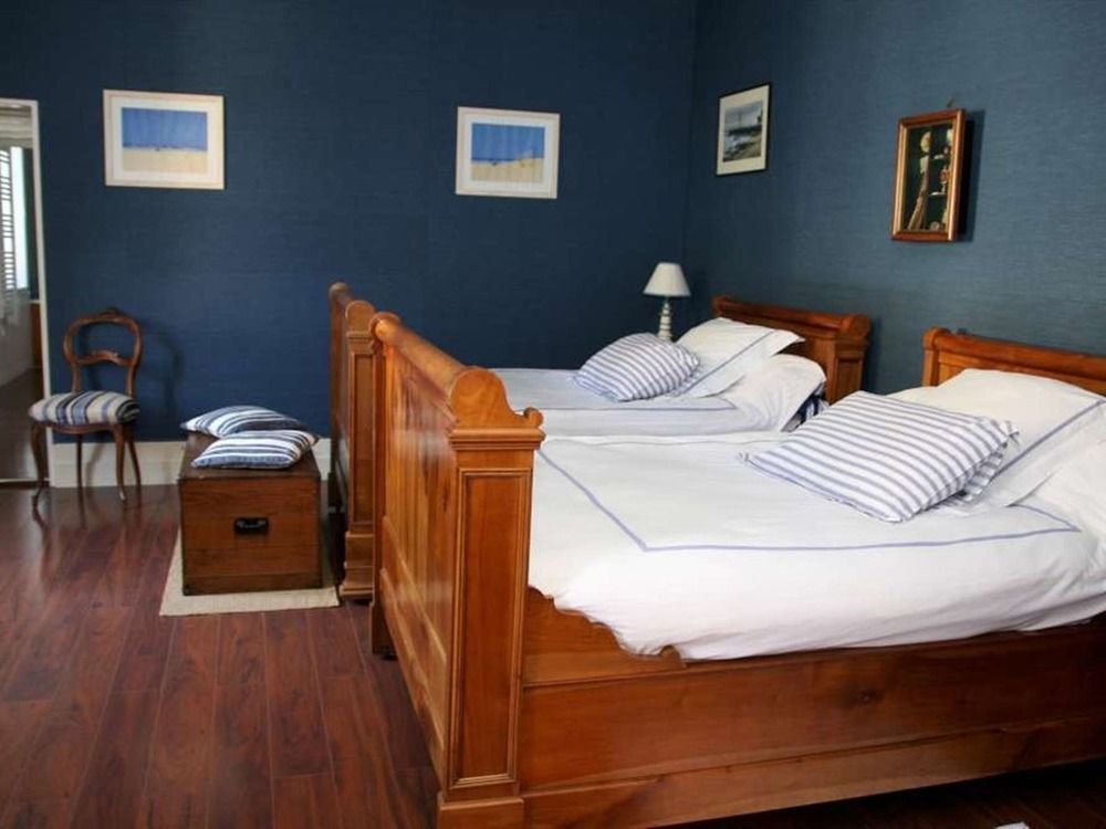 Bed and Breakfast Chateau de Puyrigaud à Léoville Extérieur photo